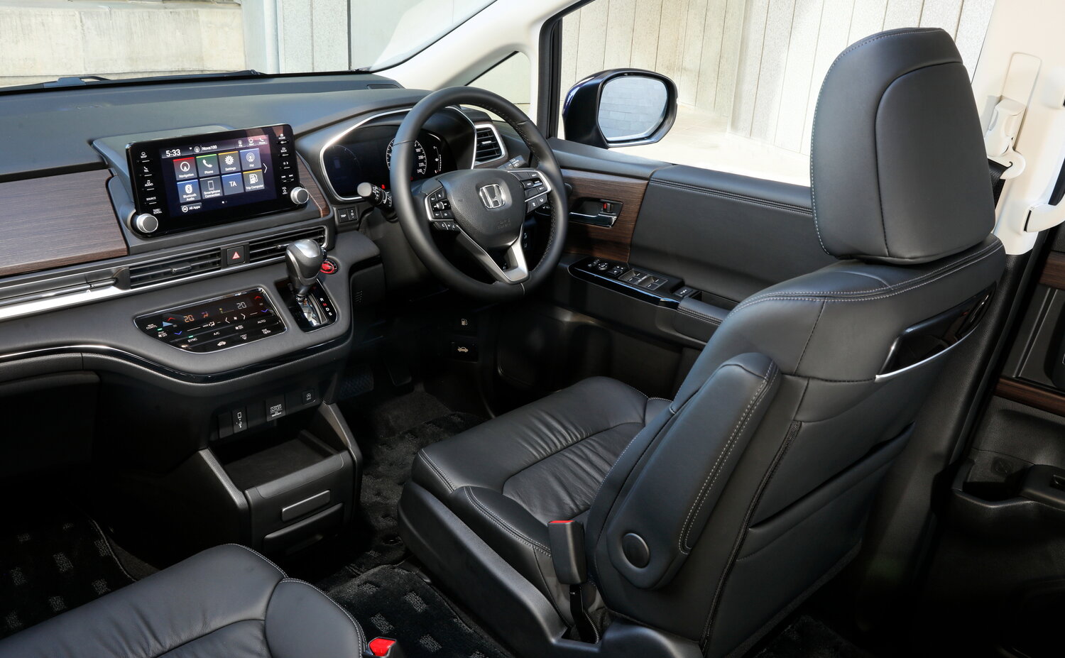 Honda Odyssey 2022 2.0L e:HEV — Фотографии комплектации 6