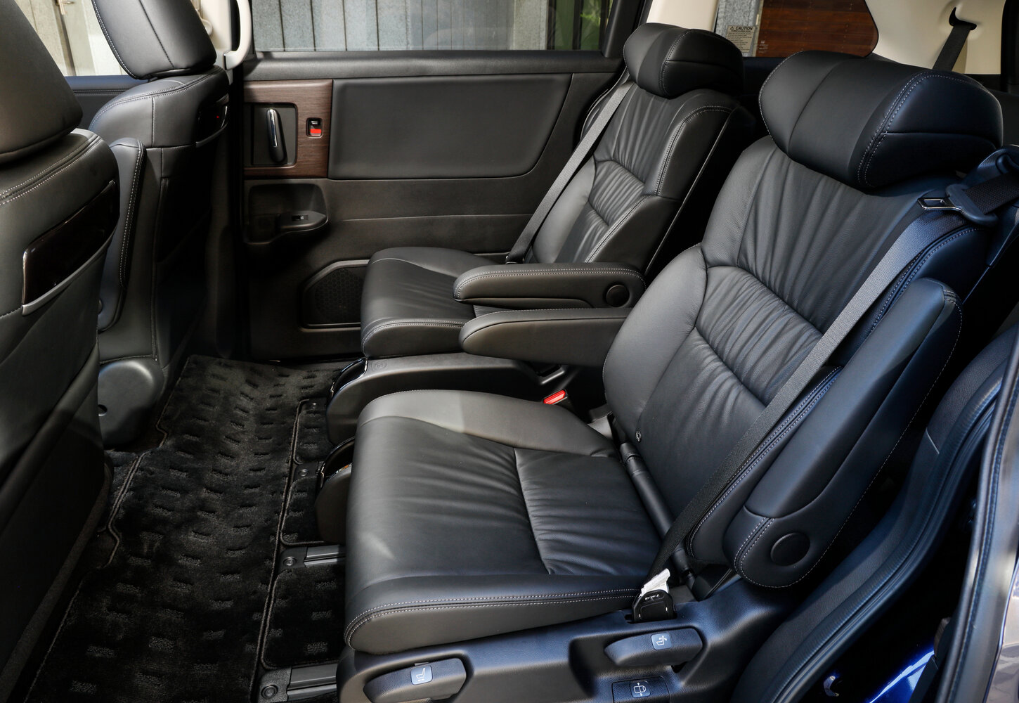 Honda Odyssey 2022 2.0L e:HEV — Фотографии комплектации 7