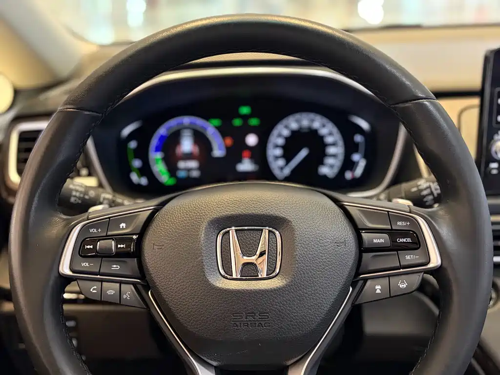 Honda Odyssey 2022 2.0L e:HEV — Фотографии автомобиля 22