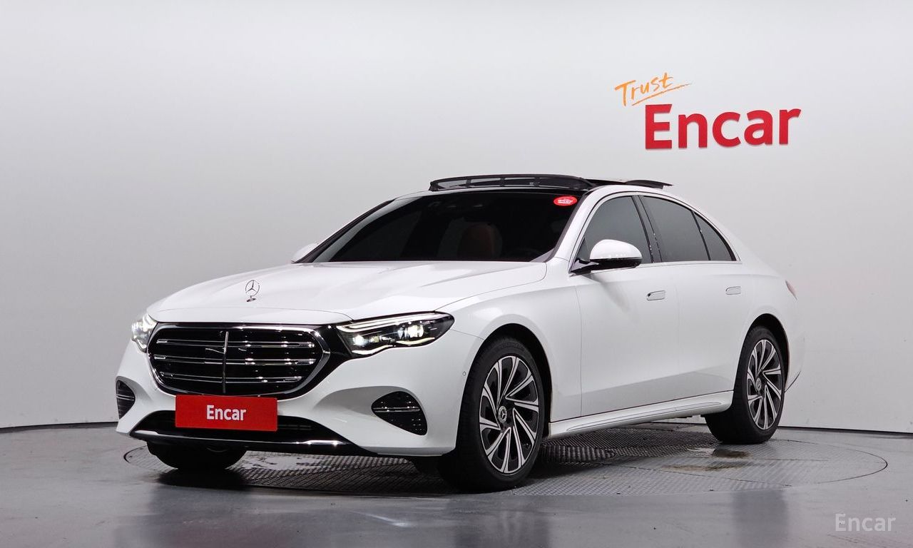 Mercedes-Benz E-Class E300 4MATIC Exclusive