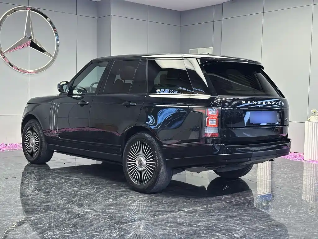 Land Rover Range Rover 2015 3.0T — Фотографии автомобиля 9