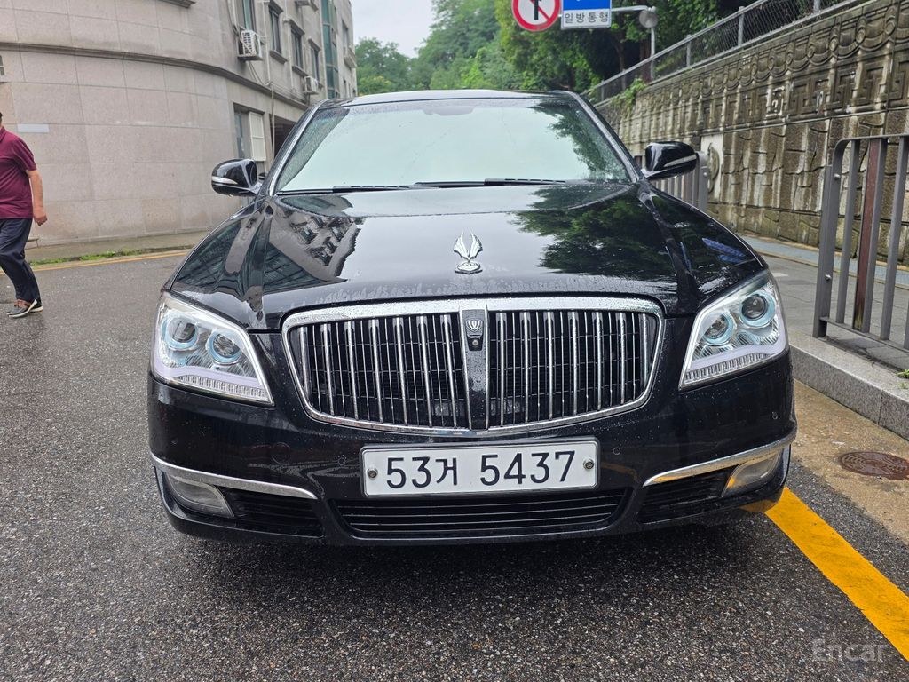 KG Mobility Chairman Luxury