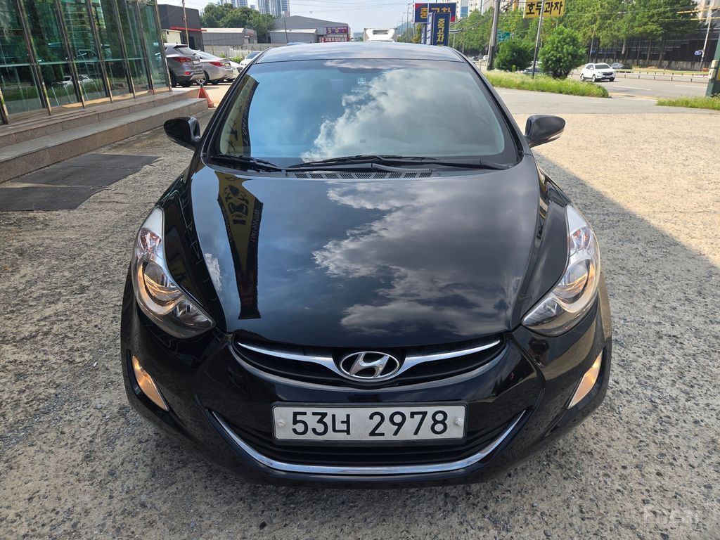 Hyundai Avante M16 GDI
