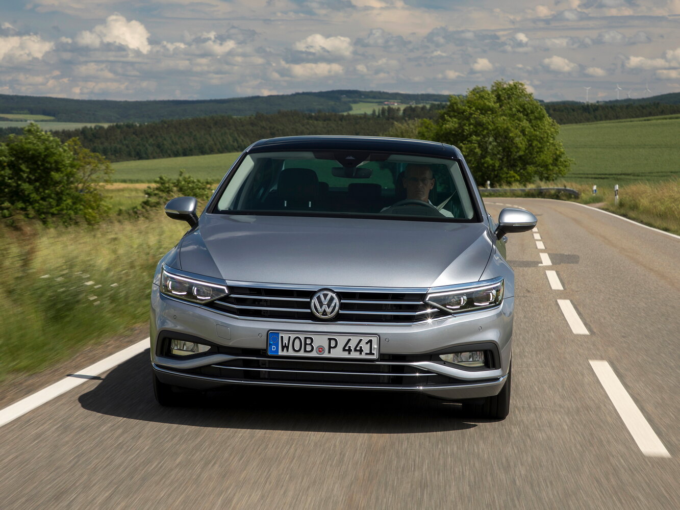 Volkswagen Passat 2023 330TSI Luxury — Фотографии комплектации 2