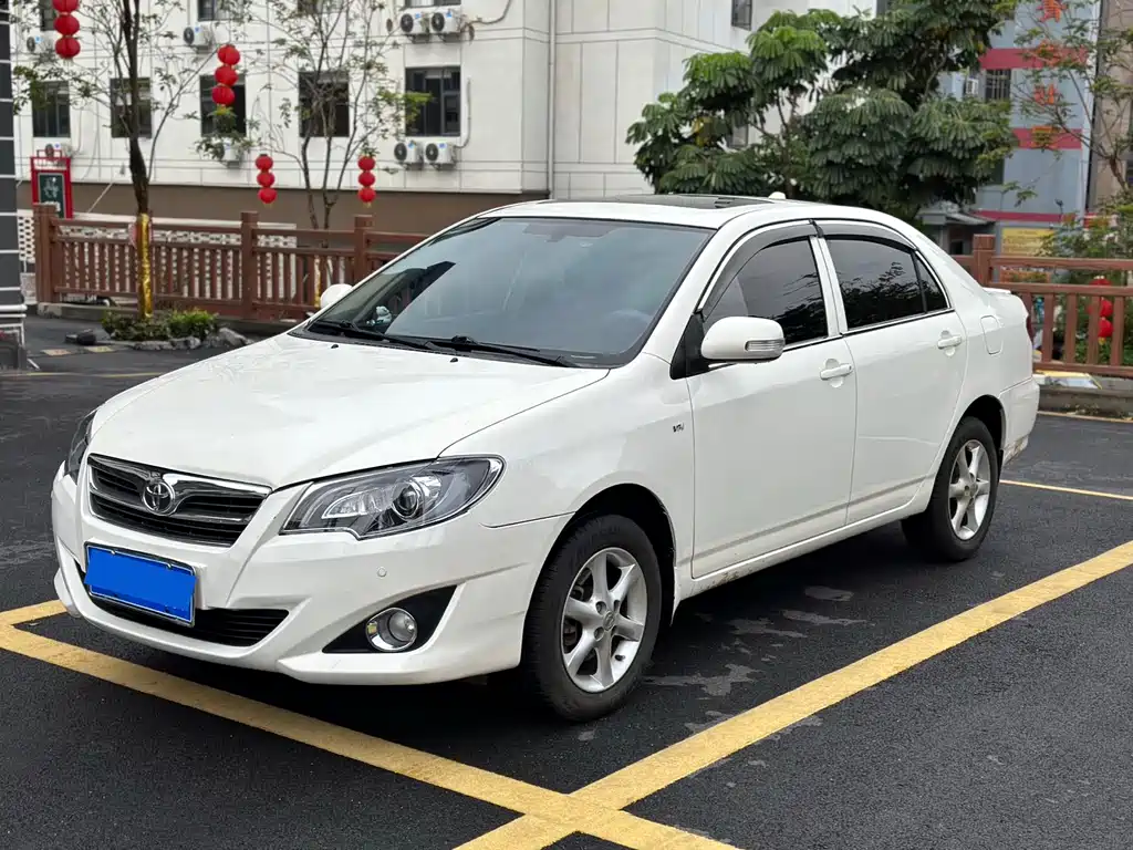 Toyota Corolla 2013 1.6L AT Luxury