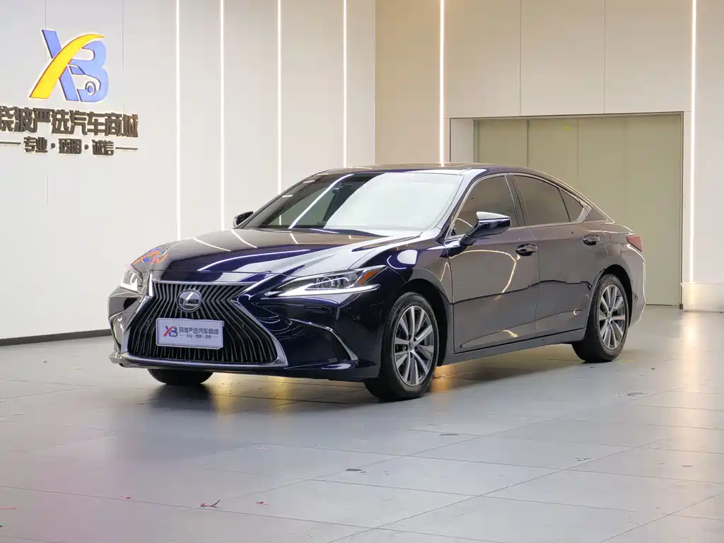 Lexus ES 2020 200 Luxury
