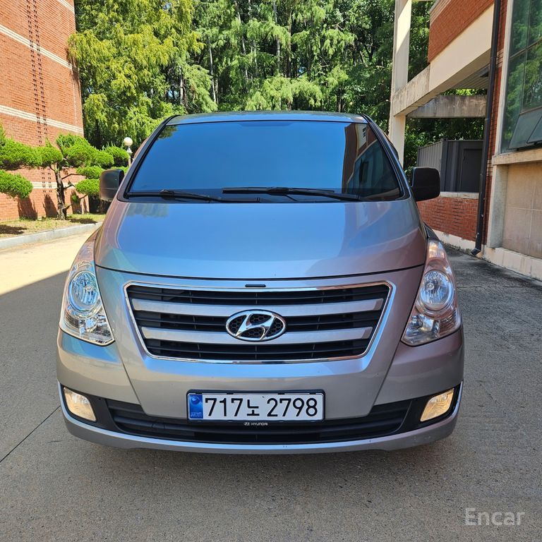 Hyundai Starex Modern