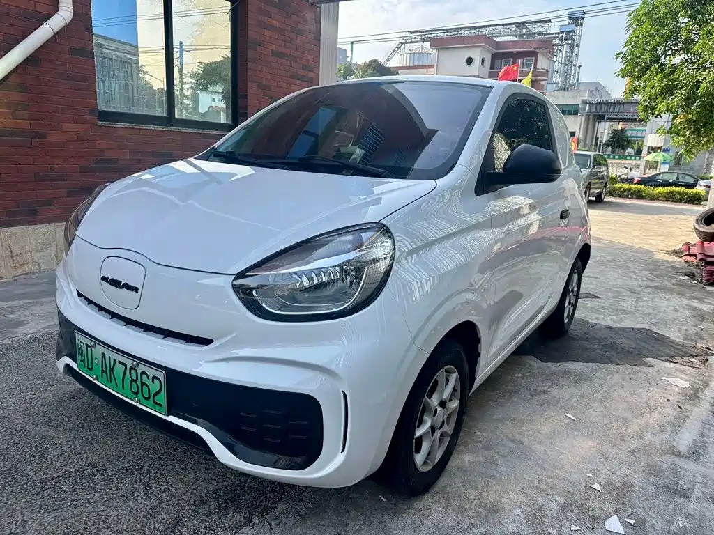 Roewe Clever 2022 311km