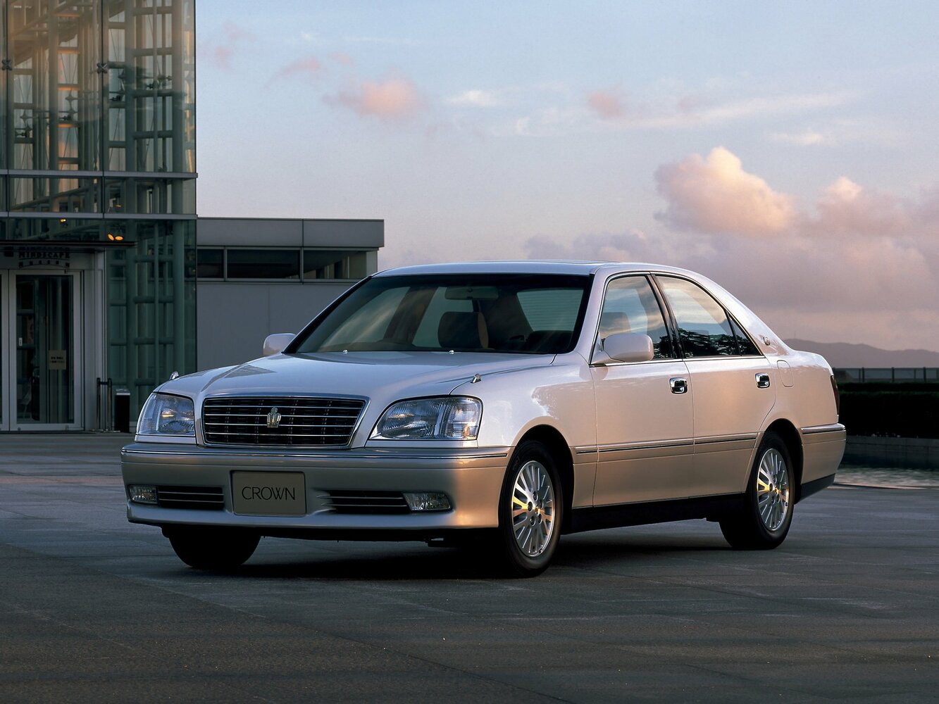 Toyota Crown 2007 2.5L Royal — Фотографии комплектации 1