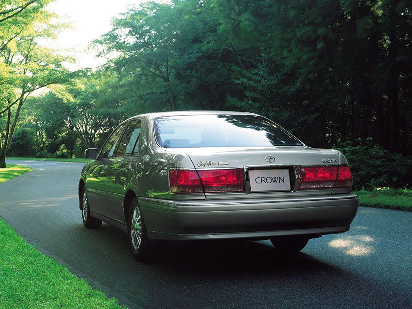 Toyota Crown 2007 2.5L Royal — Фотографии комплектации 4