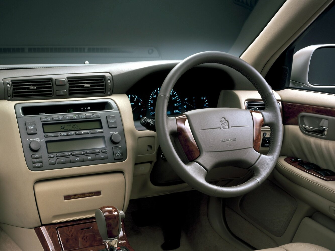 Toyota Crown 2007 2.5L Royal — Фотографии комплектации 7