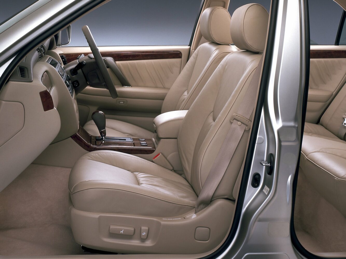 Toyota Crown 2007 2.5L Royal — Фотографии комплектации 8