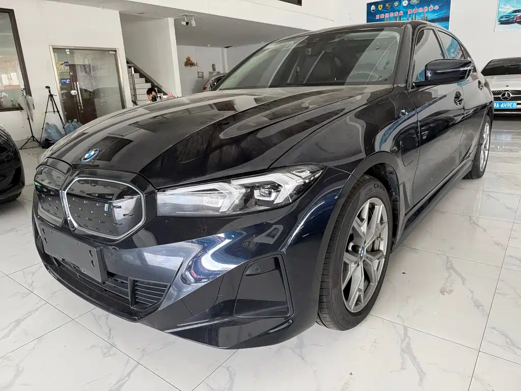 BMW i3 2024 eDrive 35 L