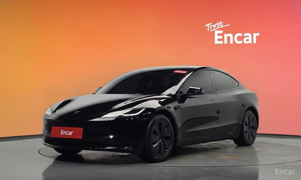 Tesla Model 3 RWD
