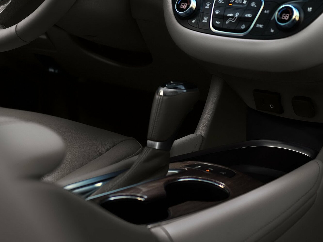 Chevrolet Malibu 1.5 Turbo LTZ — Фотографии комплектации 11