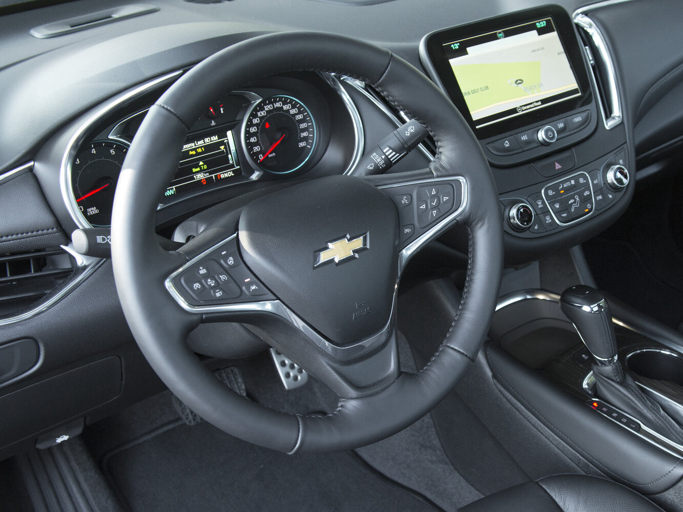 Chevrolet Malibu 1.5 Turbo LTZ — Фотографии комплектации 12