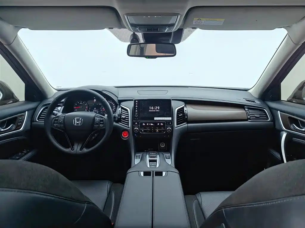 Honda Avancier 2017 370TURBO 4WD — Фотографии автомобиля 13