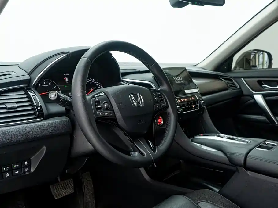 Honda Avancier 2017 370TURBO 4WD — Фотографии автомобиля 20