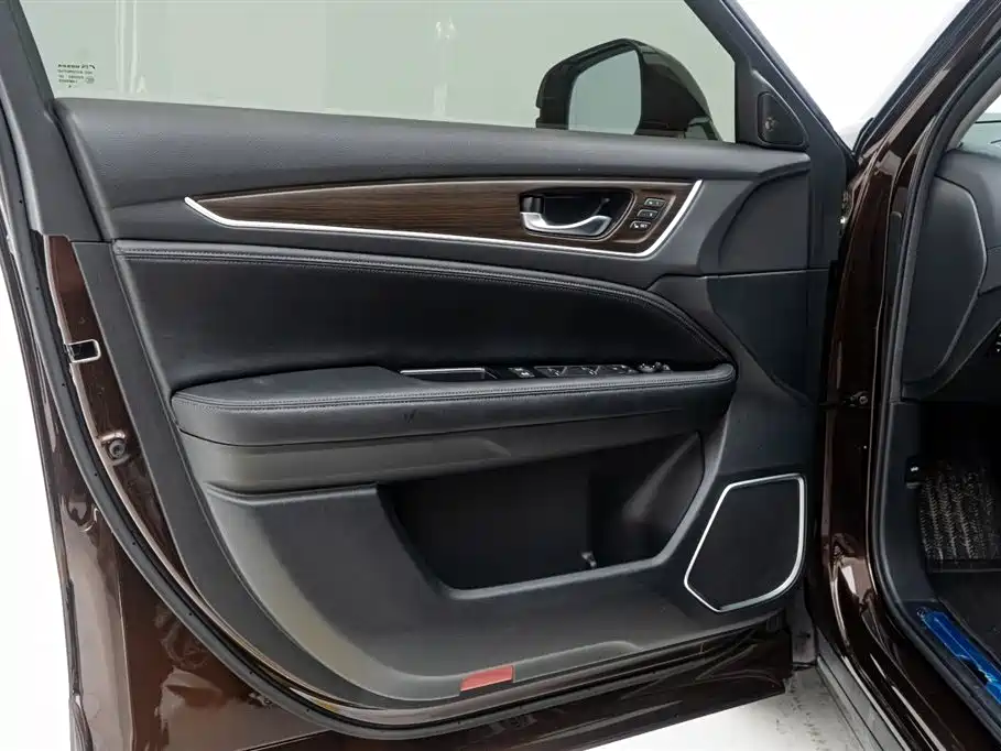 Honda Avancier 2017 370TURBO 4WD — Фотографии автомобиля 21