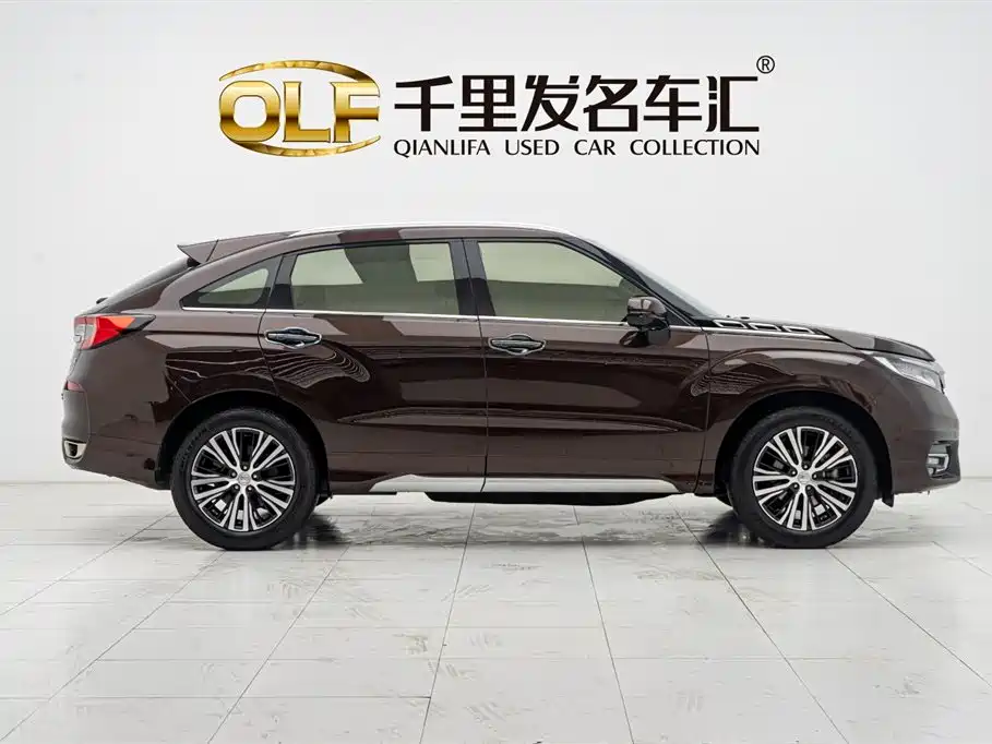 Honda Avancier 2017 370TURBO 4WD — Фотографии автомобиля 9