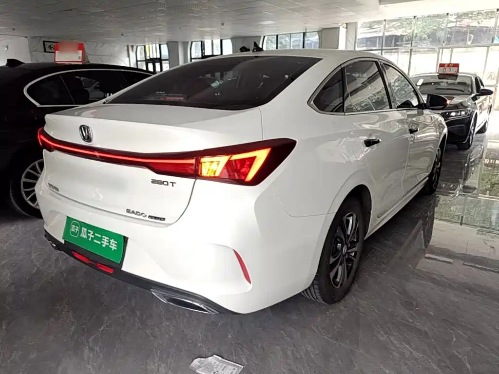 Changan Eado 2023 Enjoy PLUS NE 1.4T GDI DCT Luxury — Фотографии автомобиля 7