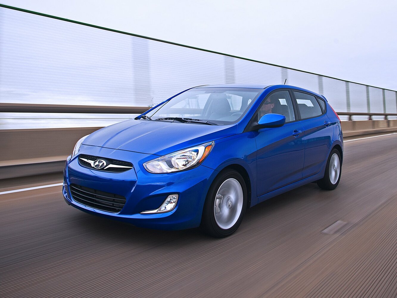 Hyundai Accent Diesel 1.6 VGT Smart — Фотографии комплектации 1