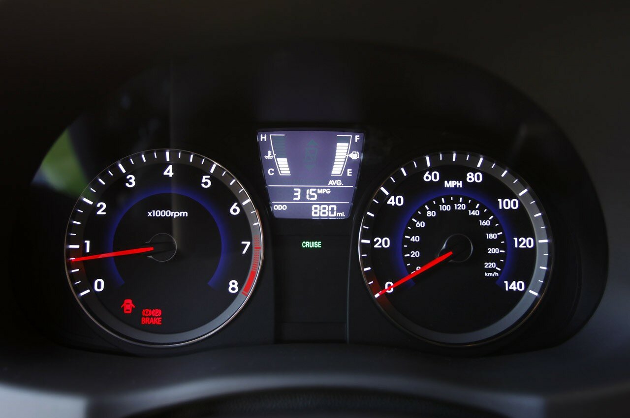Hyundai Accent Diesel 1.6 VGT Smart — Фотографии комплектации 17