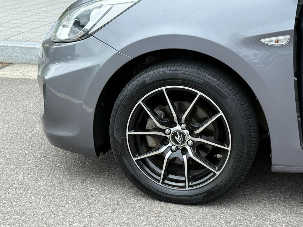 Hyundai Accent Diesel 1.6 VGT Smart — Фотографии автомобиля 5