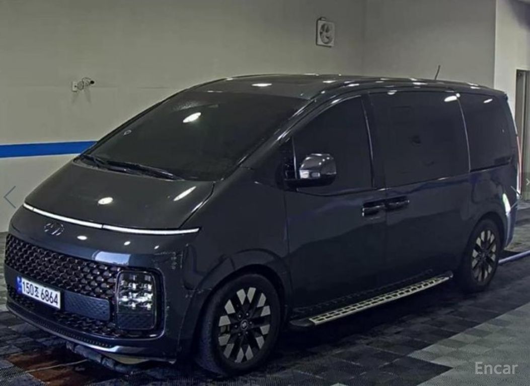 Hyundai Staria Inspiration