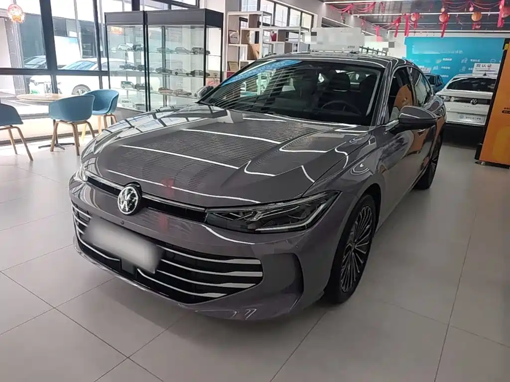 Volkswagen Passat 2025 Pro 380TSI