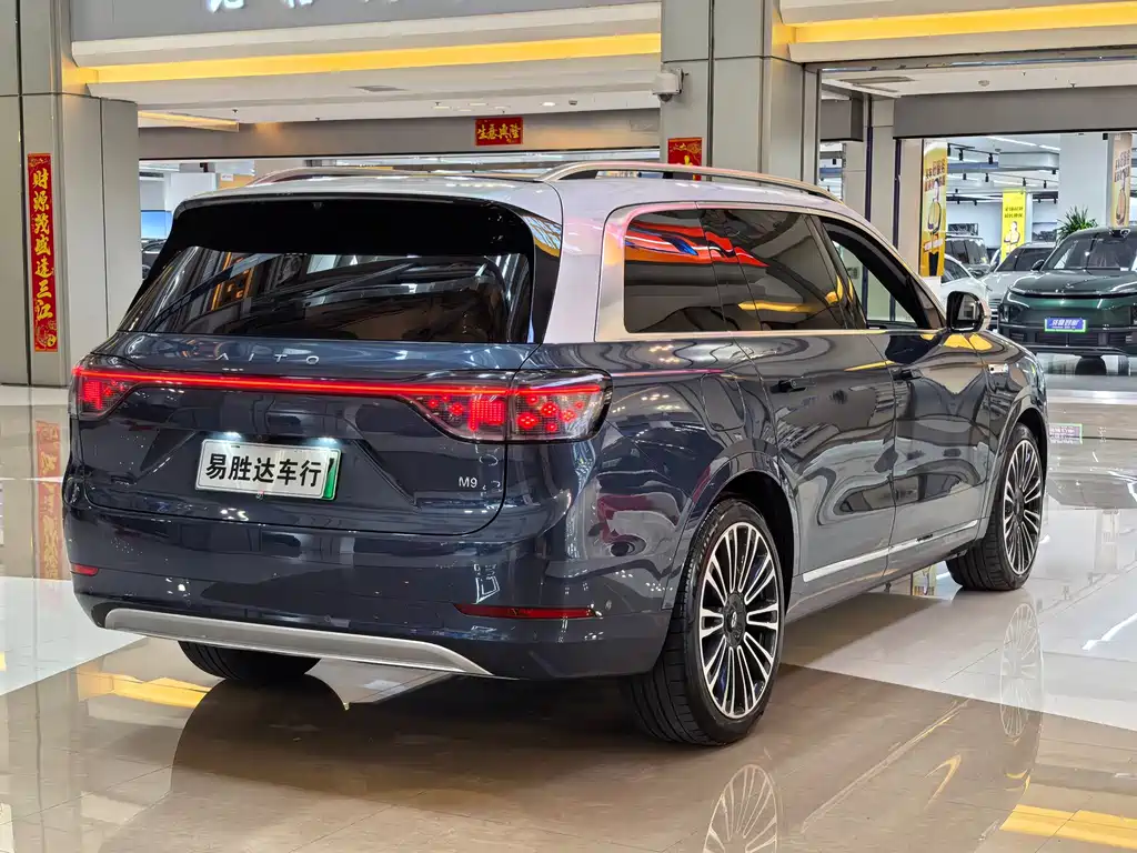 Aito M9 2024 EREV Ultra 42kWh 6 мест — Фотографии автомобиля 2