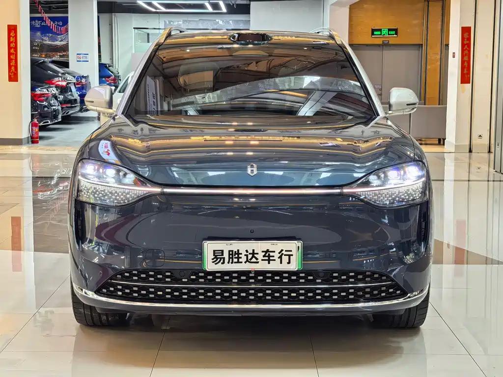 Aito M9 2024 EREV Ultra 42kWh 6 мест — Фотографии автомобиля 3