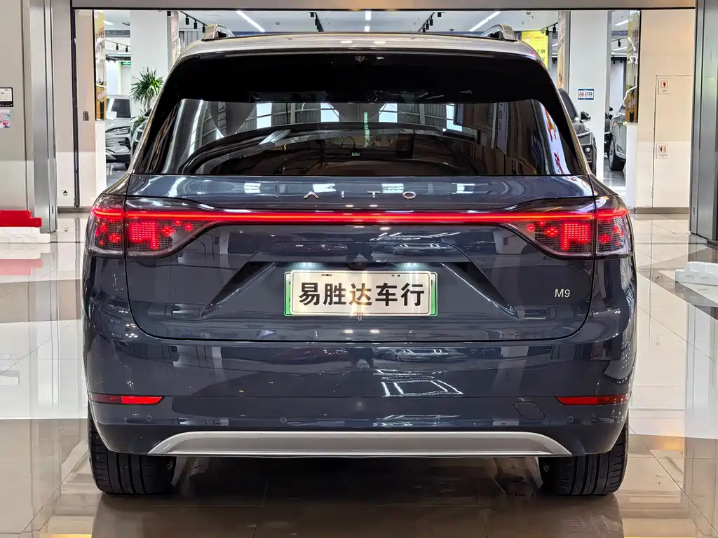 Aito M9 2024 EREV Ultra 42kWh 6 мест — Фотографии автомобиля 4