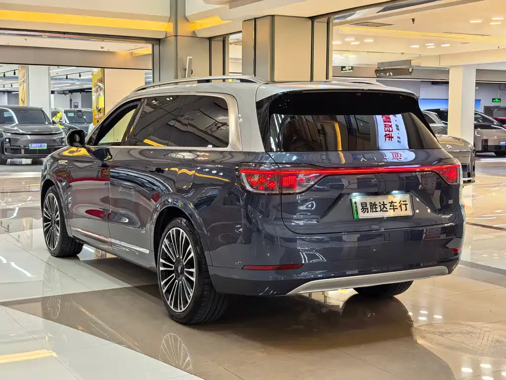 Aito M9 2024 EREV Ultra 42kWh 6 мест — Фотографии автомобиля 6