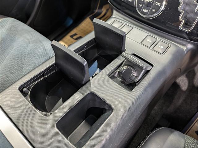 Toyota — Фотографии автомобиля 29