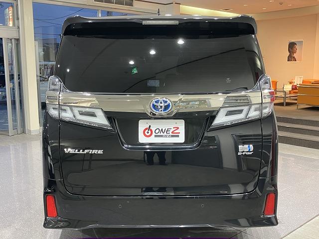 Toyota Vellfire ZR G — Фотографии автомобиля 3