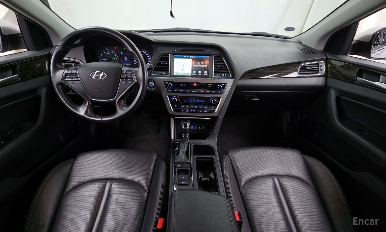 Hyundai Sonata 2.0 Smart — Фотографии автомобиля 7