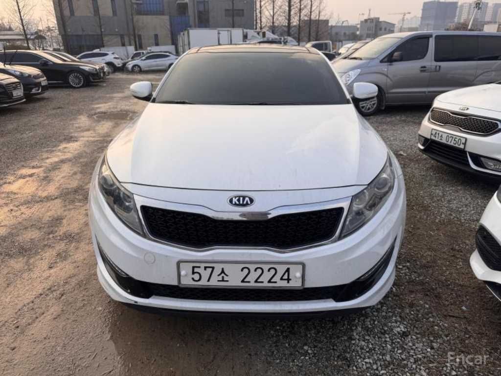 Kia K5 Base
