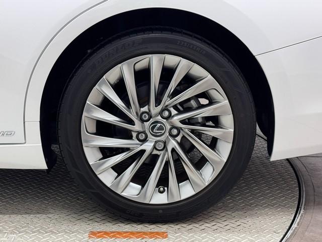 Lexus ES 300h L — Фотографии автомобиля 20