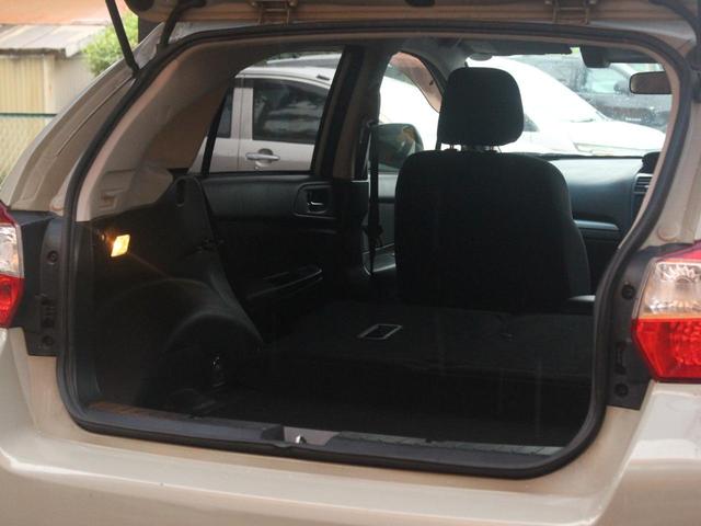 Subaru XV 2.0i−L — Фотографии автомобиля 30