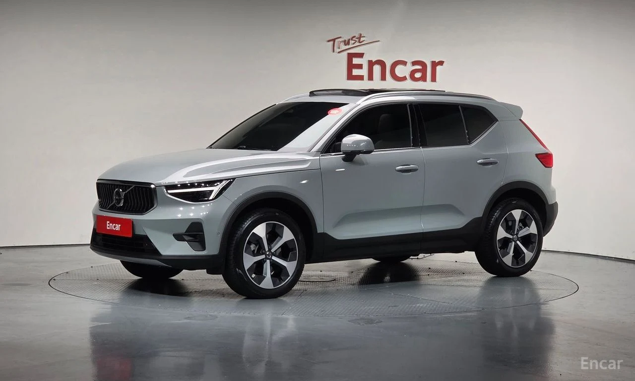 Volvo XC40 B4