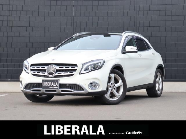 Mercedes-Benz GLA220 4