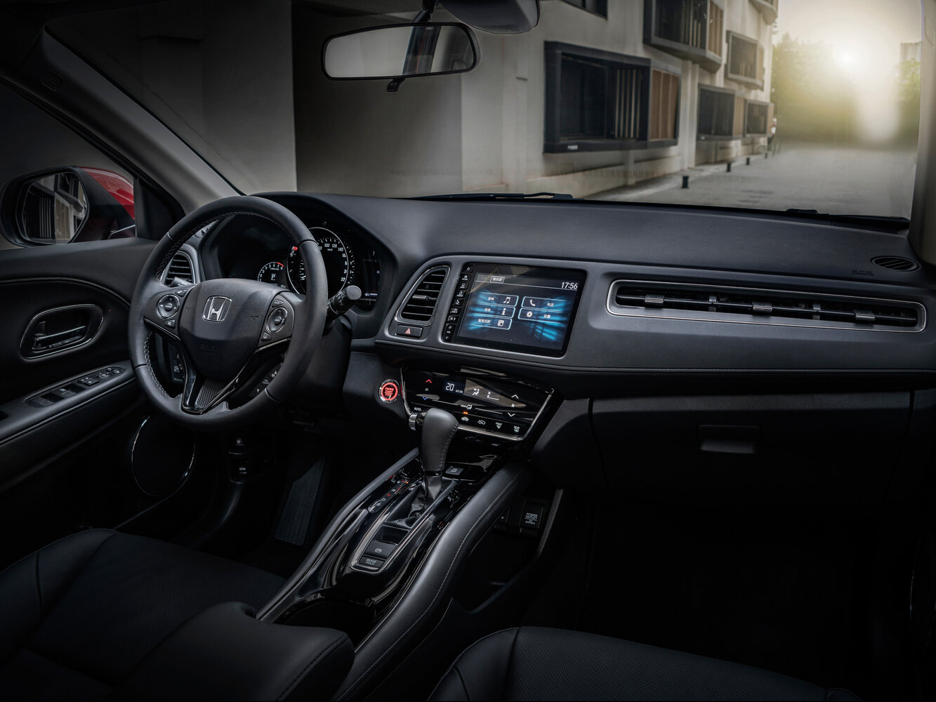 Honda Vezel RS — Фотографии комплектации 4
