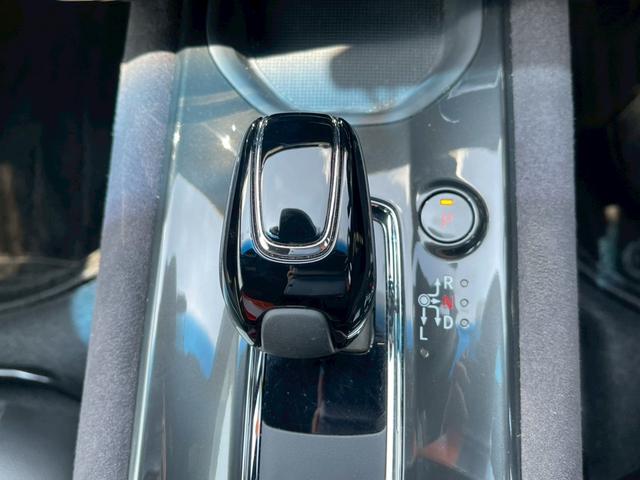 Honda Vezel RS — Фотографии автомобиля 11