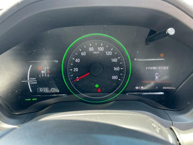 Honda Vezel RS — Фотографии автомобиля 24