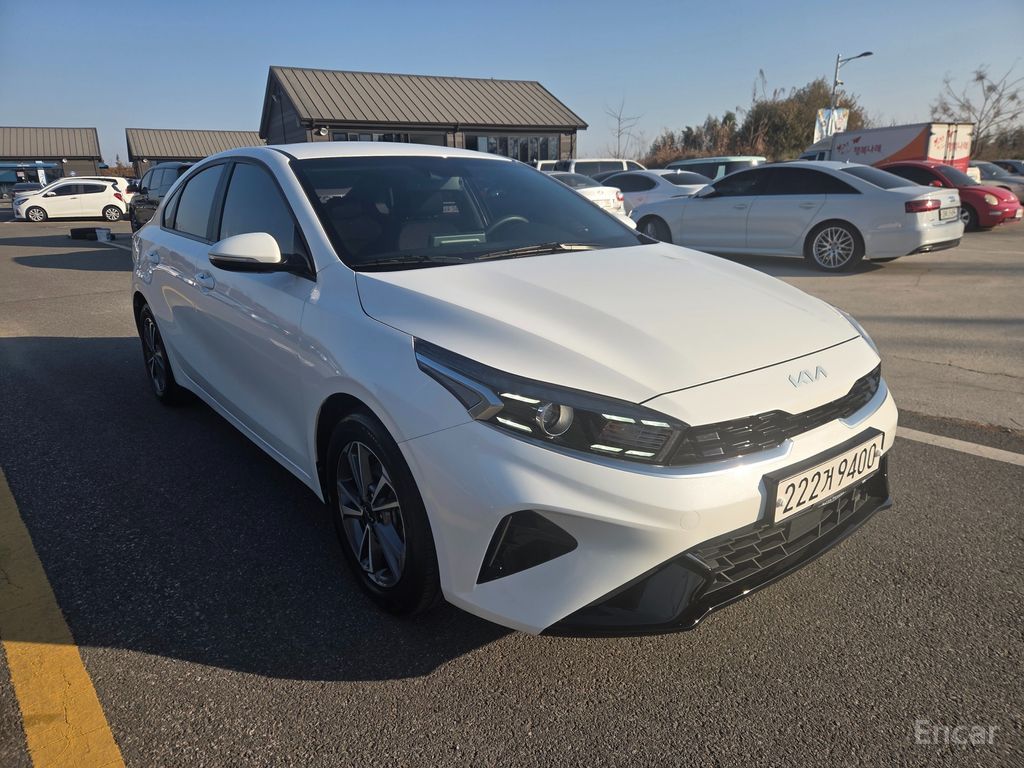 Kia K3 Trendy — Фотографии автомобиля 3