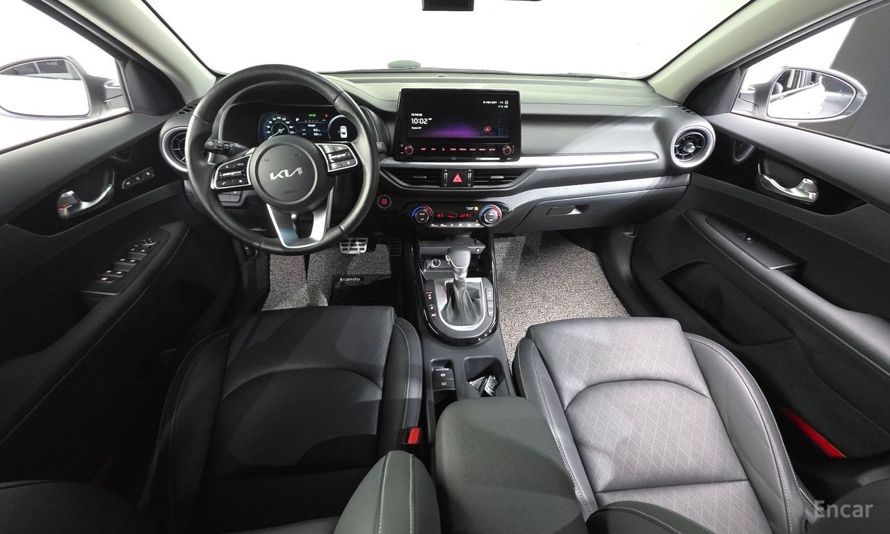 Kia K3 Signature — Фотографии автомобиля 7