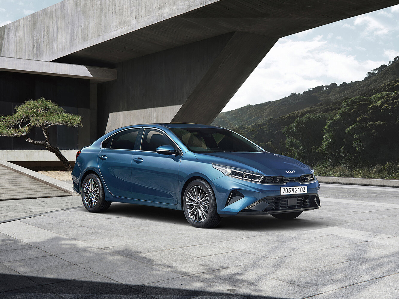 Kia K3 Trendy — Фотографии комплектации 1