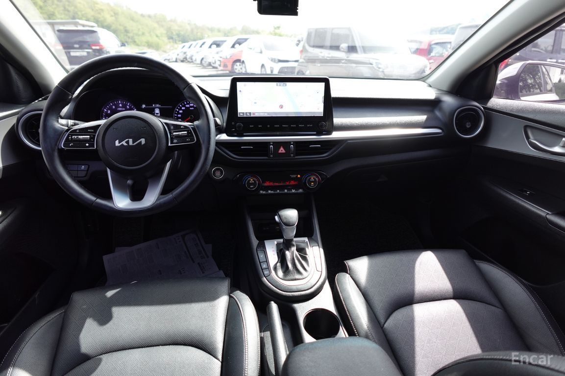 Kia K3 Trendy — Фотографии автомобиля 5