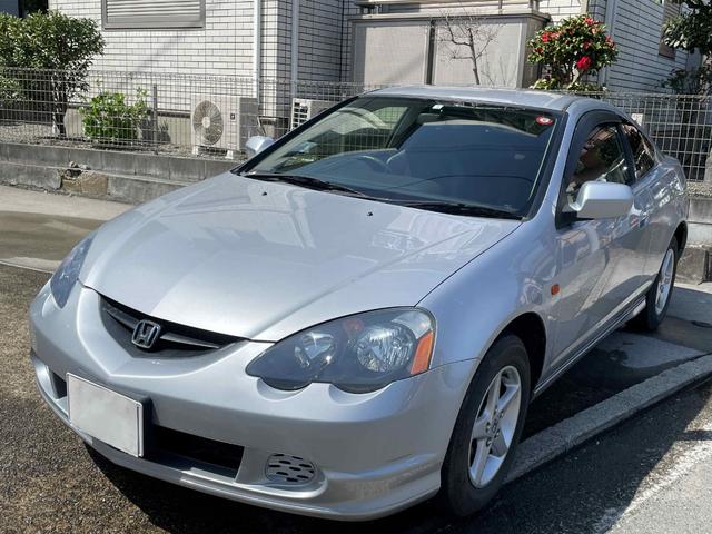 Honda iS